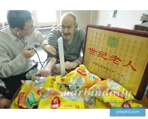 送老记者礼物遭群嘲仅8美元